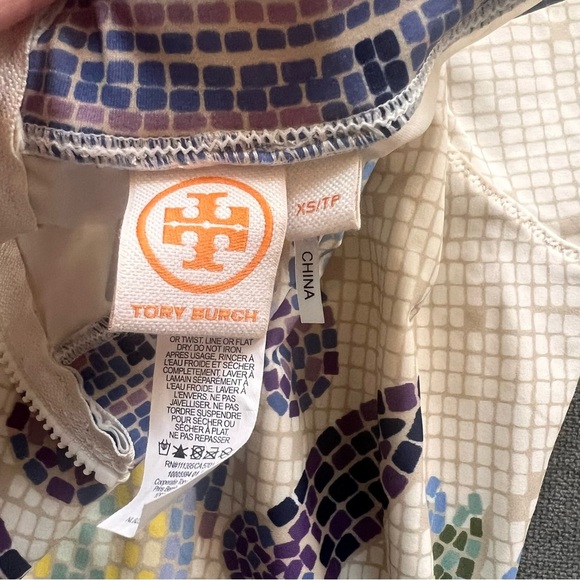 Tory Burch Provence Pompei Mosaic Rash Guard Swim Top Shirt XS - Picture 3 of 5